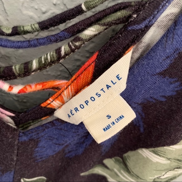 Aeropostale Floral Romper Small - Picture 2 of 4